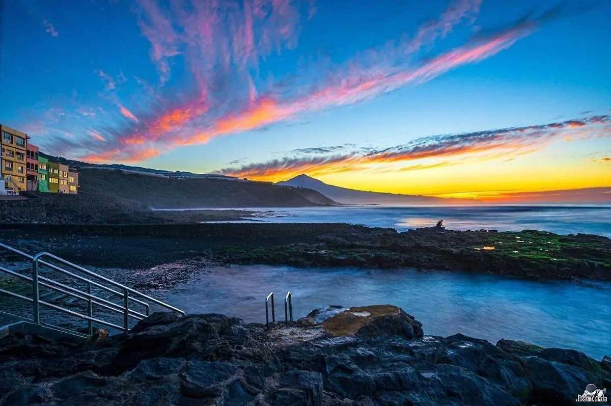 Valle, montañas y mar cristalino La Laguna  La Laguna (Tenerife)